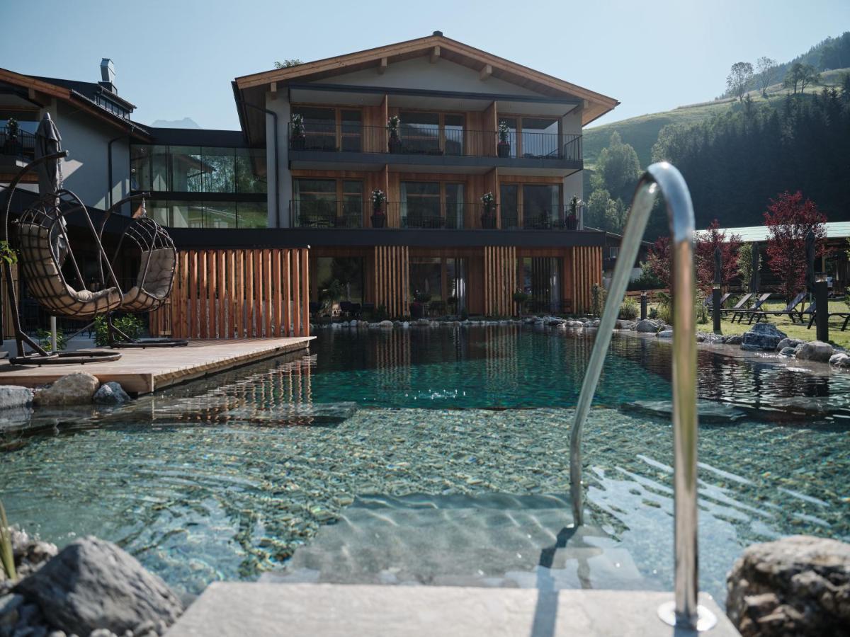 Hotel Morgenzeit -Natuerlich.Bed&Brunch Maria Alm am Steinernen Meer Bagian luar foto