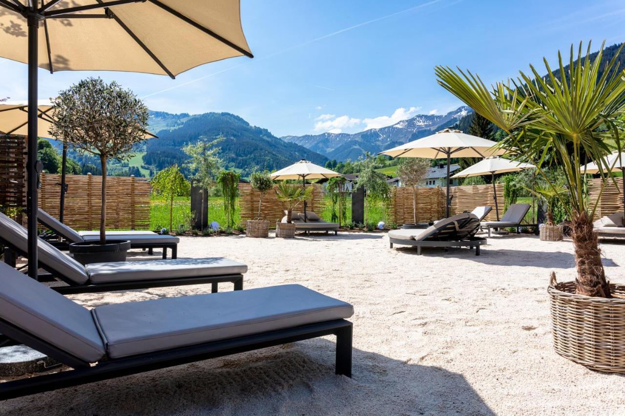 Hotel Morgenzeit -Natuerlich.Bed&Brunch Maria Alm am Steinernen Meer Bagian luar foto