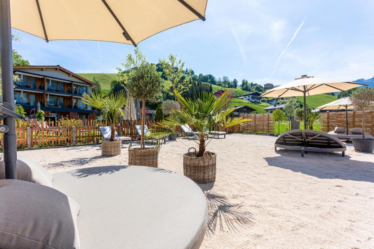 Hotel Morgenzeit -Natuerlich.Bed&Brunch Maria Alm am Steinernen Meer Bagian luar foto