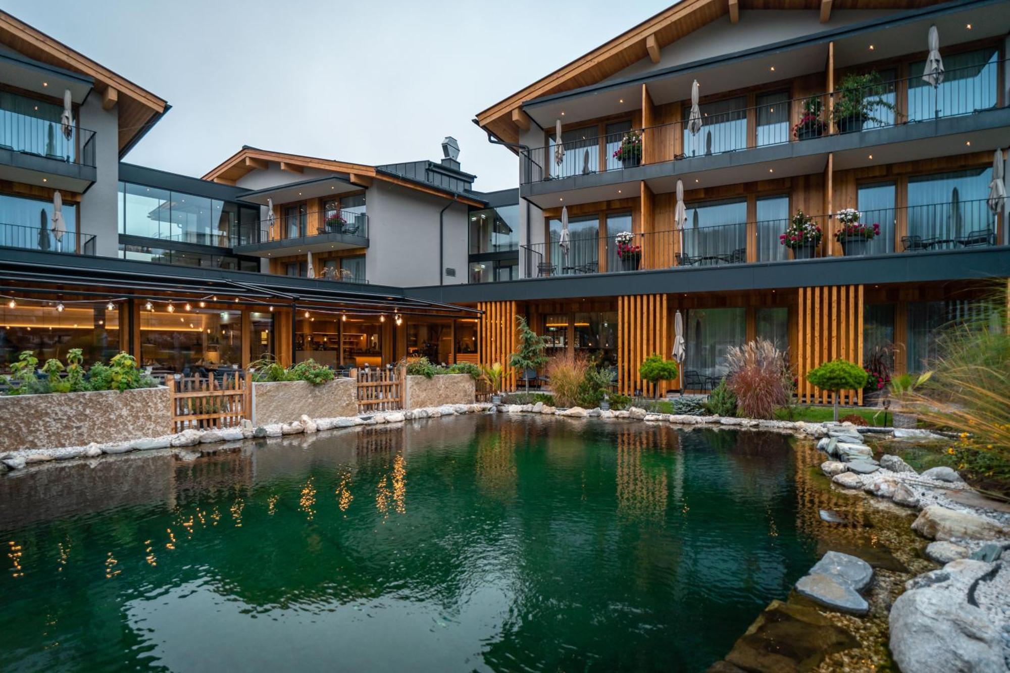 Hotel Morgenzeit -Natuerlich.Bed&Brunch Maria Alm am Steinernen Meer Bagian luar foto